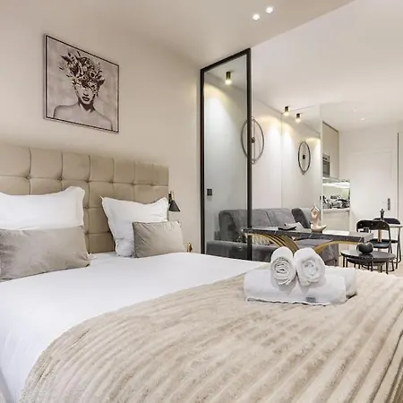 Appartamento Magnifique Magenta Parigi
